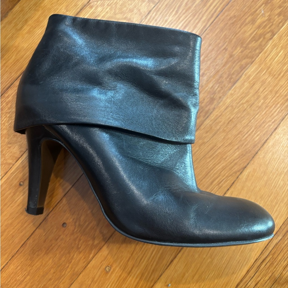 ASH Italia black leather ankle boots, size 38